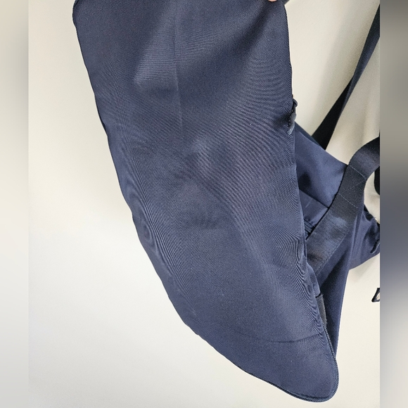 Foldie Travel Bag With Shoulder Strap - Picture 4 of 5